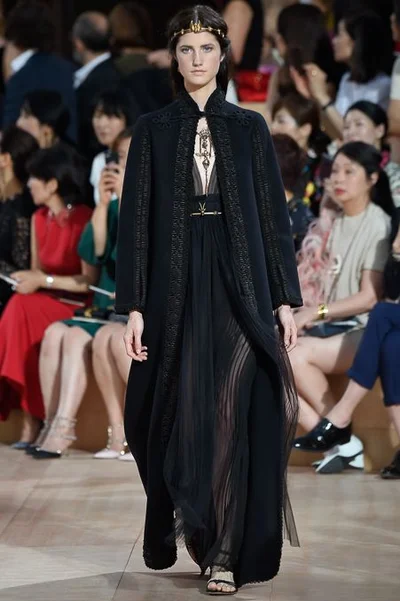 Look 14